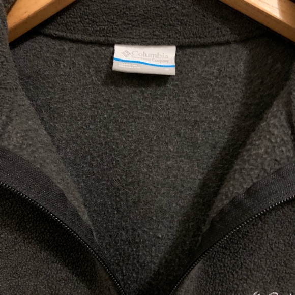 Columbia Fleece Vest - Picture 2 of 2